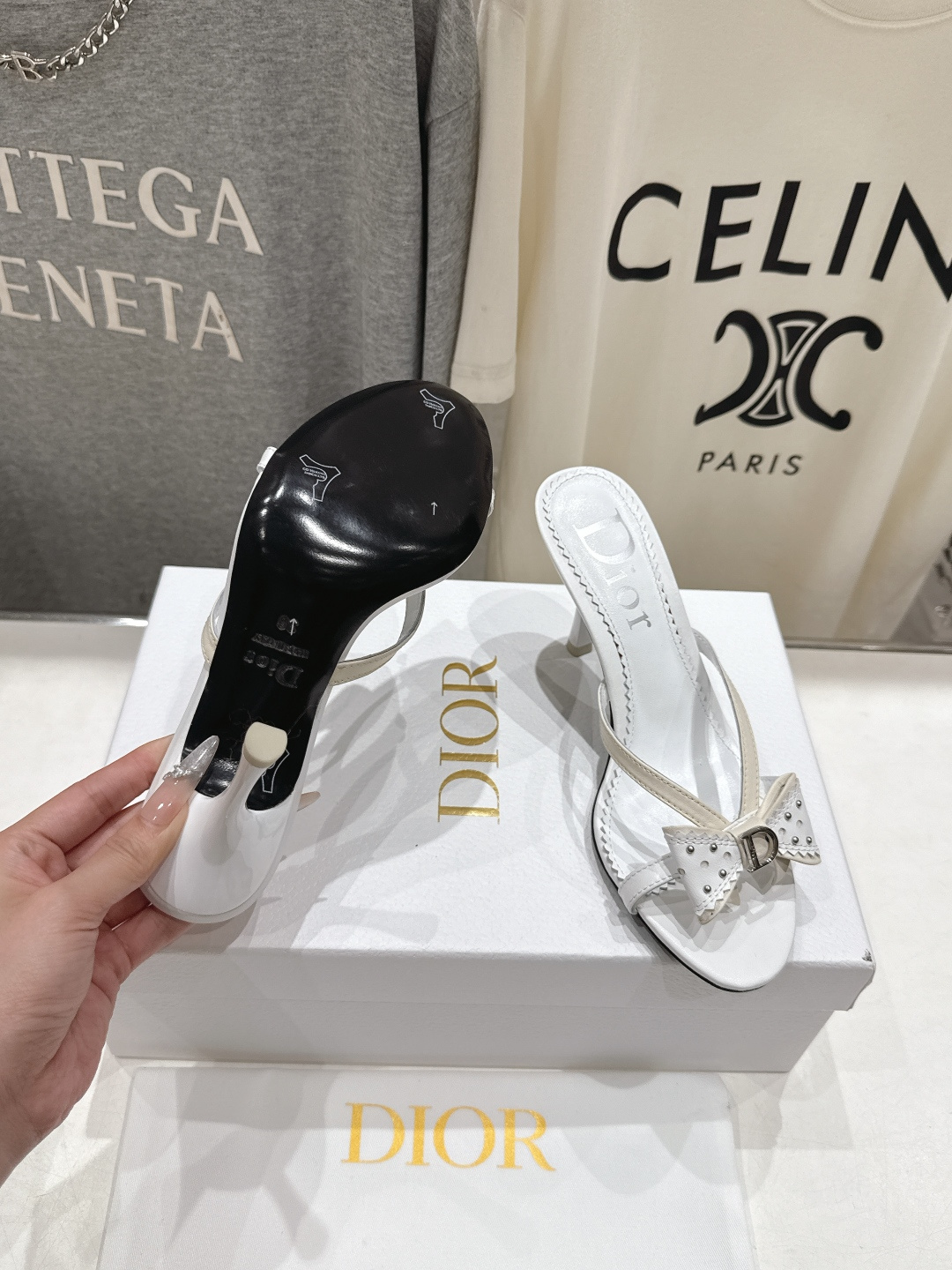 高版本出厂 Dior*迪奥2026ss F031夏季新款蝴蝶结高跟拖鞋♕♕公主范十足，颜色非常抬肤色，迷