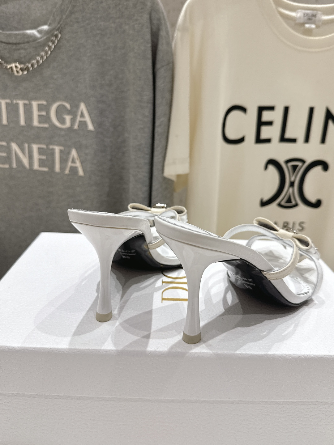 高版本出厂 Dior*迪奥2026ss F031夏季新款蝴蝶结高跟拖鞋♕♕公主范十足，颜色非常抬肤色，迷