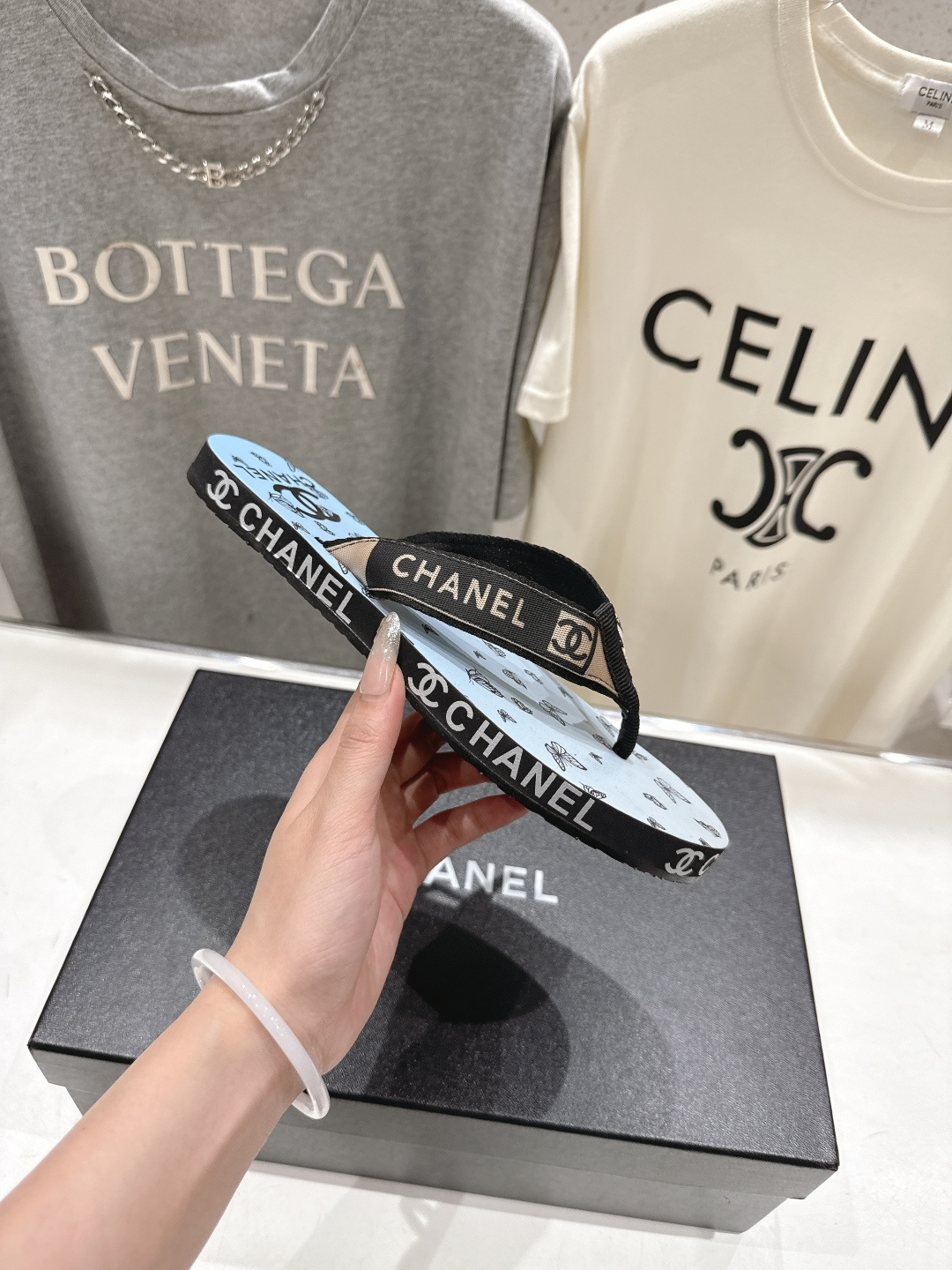 高版本出厂 Chanel*香奈儿F036 小香2026ss夏季新款人字拖夹脚沙滩拖鞋2026夏季爆款无法