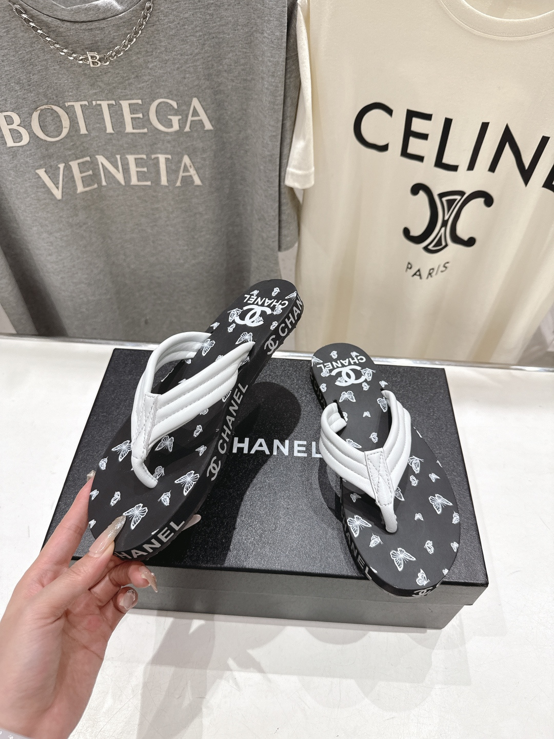 高版本出厂 皮面 Chanel*香奈儿F036 小香2026ss夏季新款人字拖夹脚沙滩拖鞋2026夏季爆