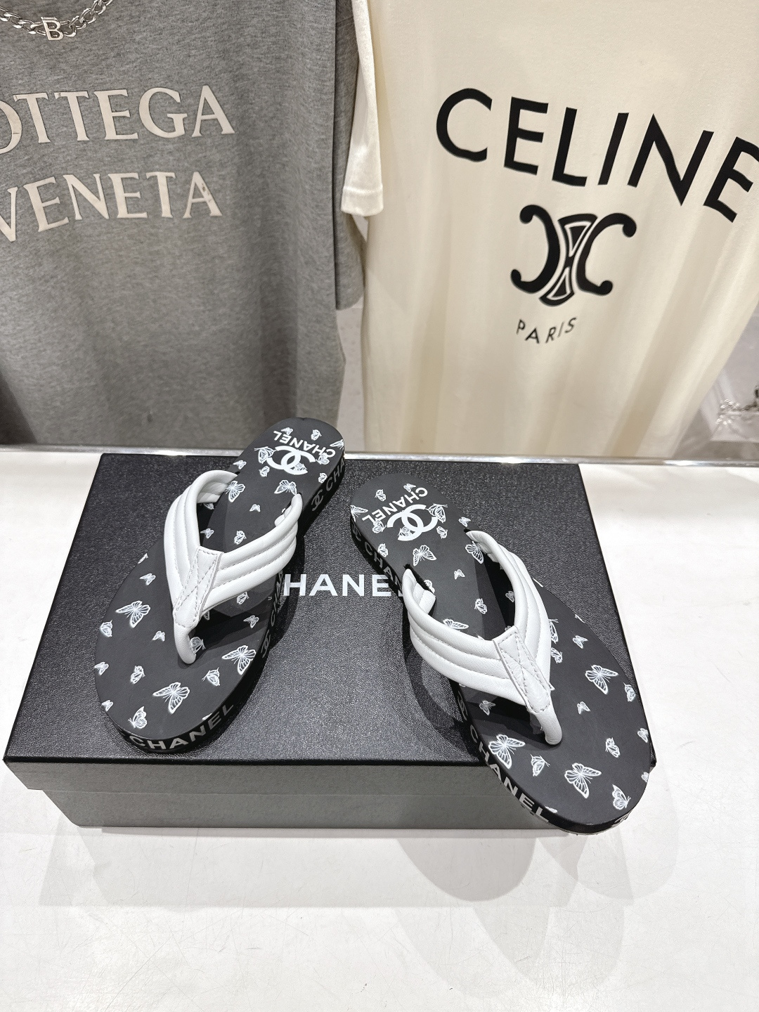 高版本出厂 皮面 Chanel*香奈儿F036 小香2026ss夏季新款人字拖夹脚沙滩拖鞋2026夏季爆