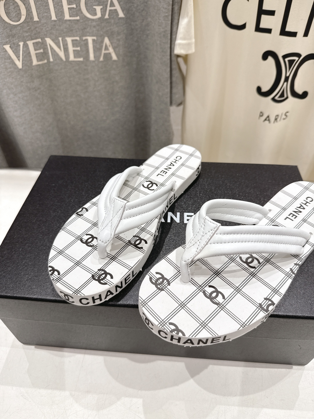高版本出厂 皮面 Chanel*香奈儿F036 小香2026ss夏季新款人字拖夹脚沙滩拖鞋2026夏季爆