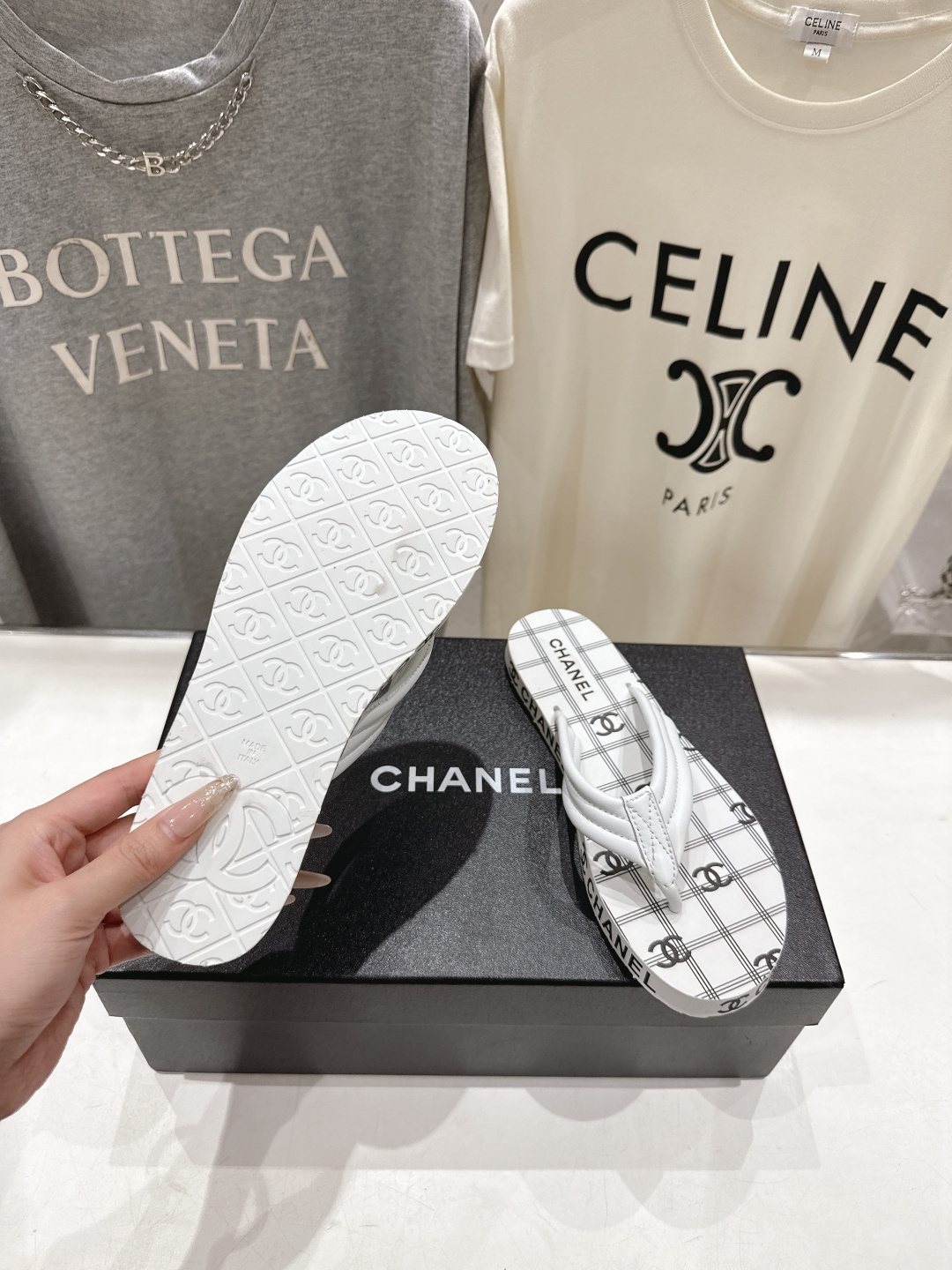 高版本出厂 皮面 Chanel*香奈儿F036 小香2026ss夏季新款人字拖夹脚沙滩拖鞋2026夏季爆