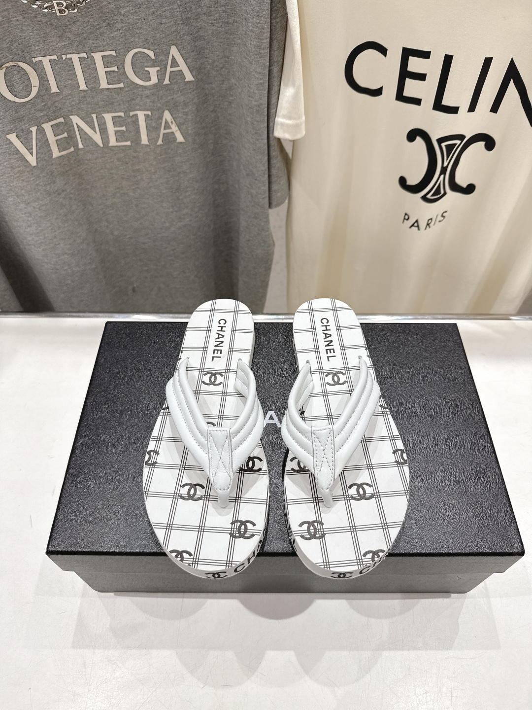 高版本出厂 皮面 Chanel*香奈儿F036 小香2026ss夏季新款人字拖夹脚沙滩拖鞋2026夏季爆
