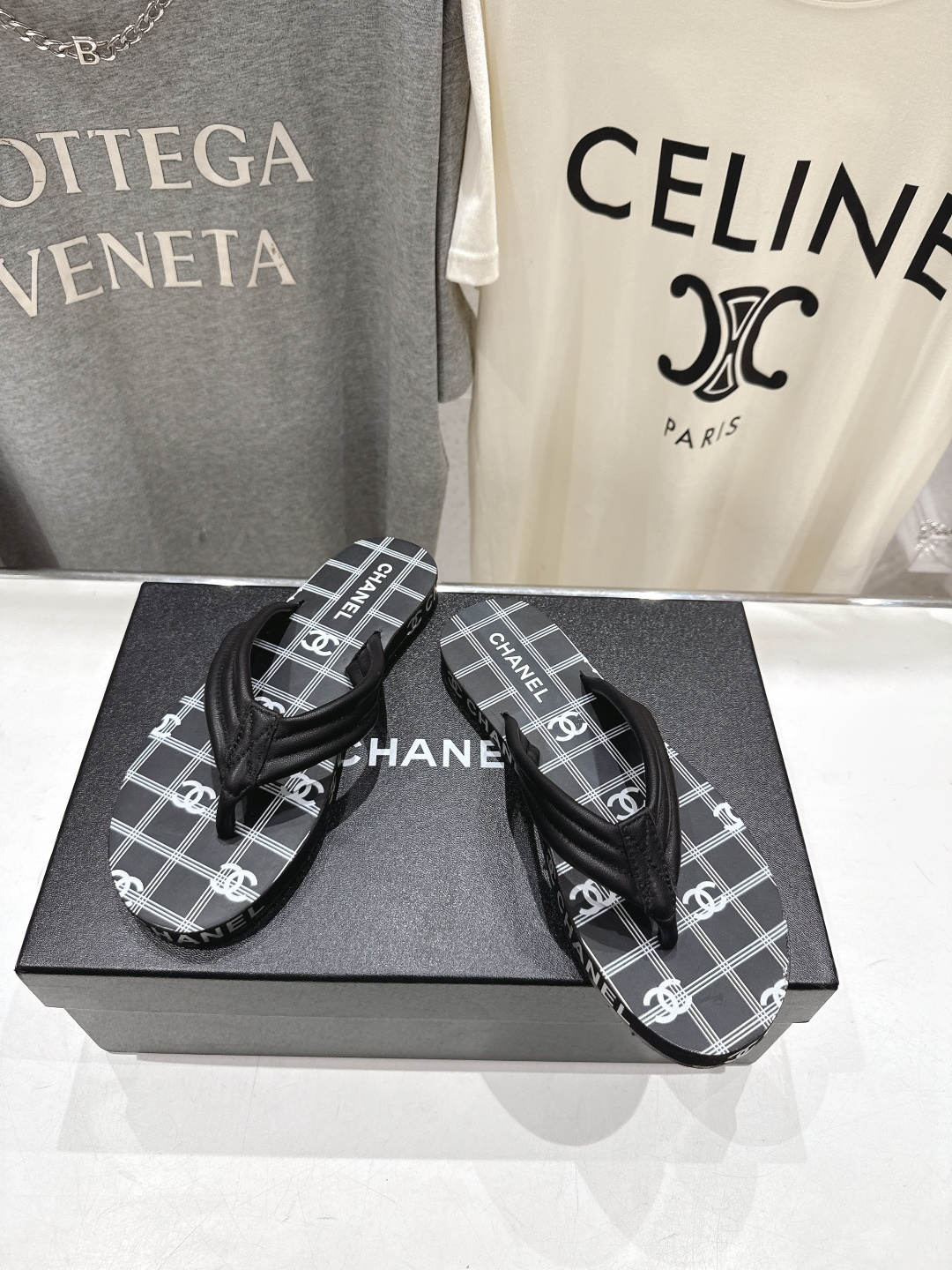 高版本出厂 皮面 Chanel*香奈儿F036 小香2026ss夏季新款人字拖夹脚沙滩拖鞋2026夏季爆