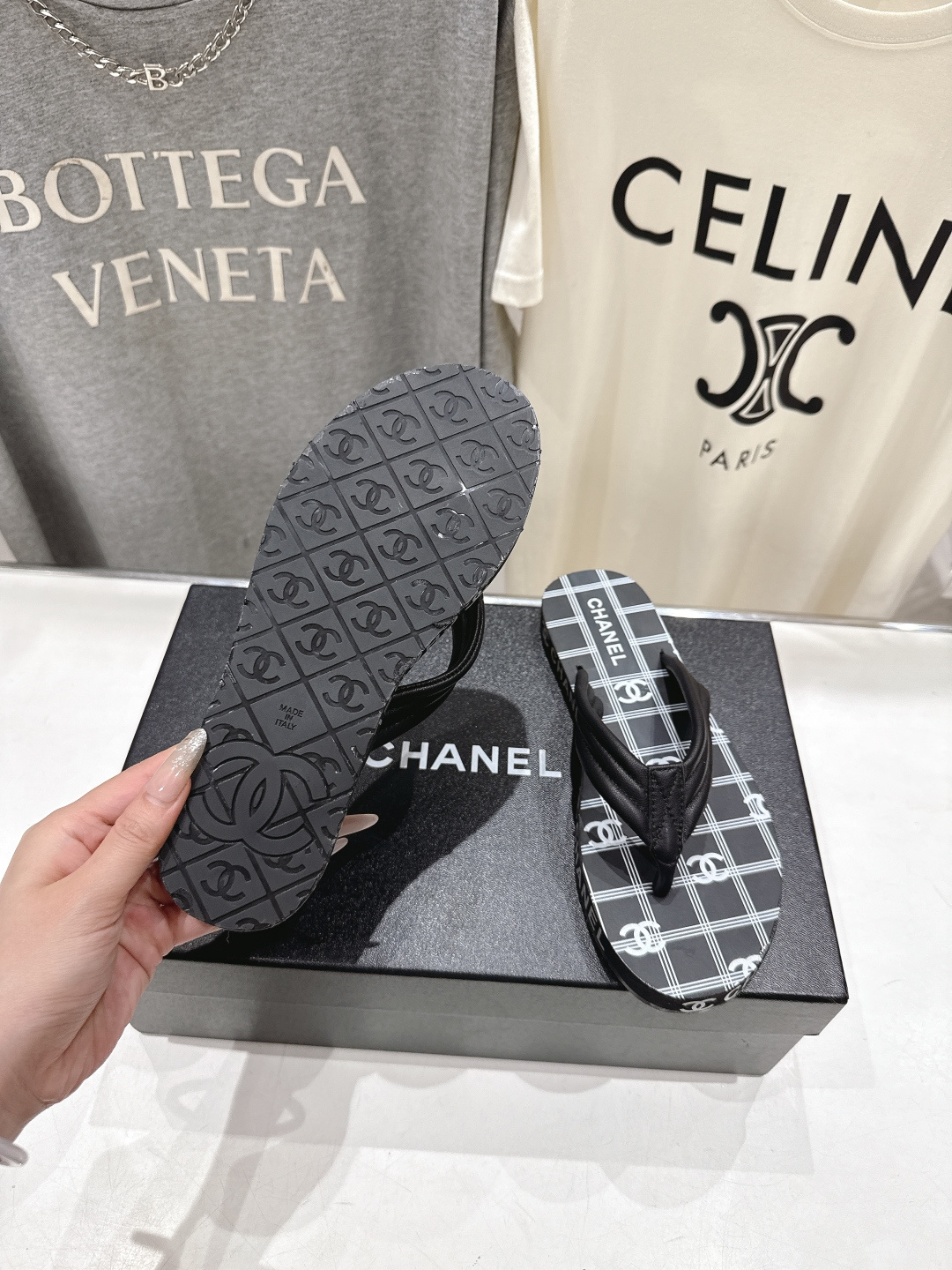 高版本出厂 皮面 Chanel*香奈儿F036 小香2026ss夏季新款人字拖夹脚沙滩拖鞋2026夏季爆