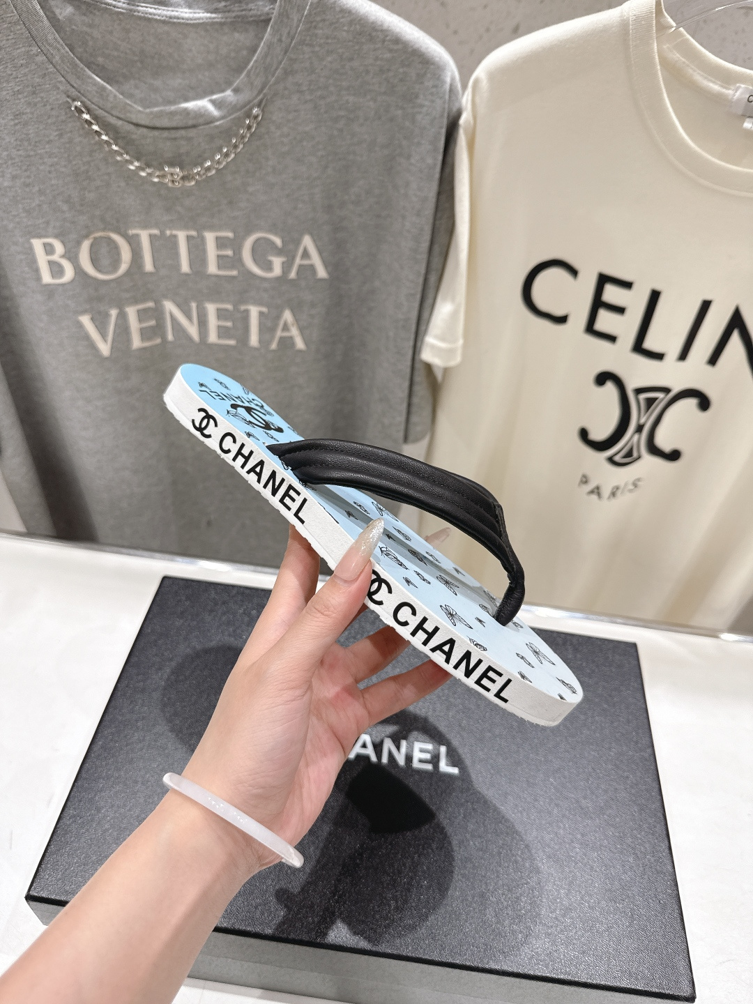 高版本出厂 皮面 Chanel*香奈儿F036 小香2026ss夏季新款人字拖夹脚沙滩拖鞋2026夏季爆