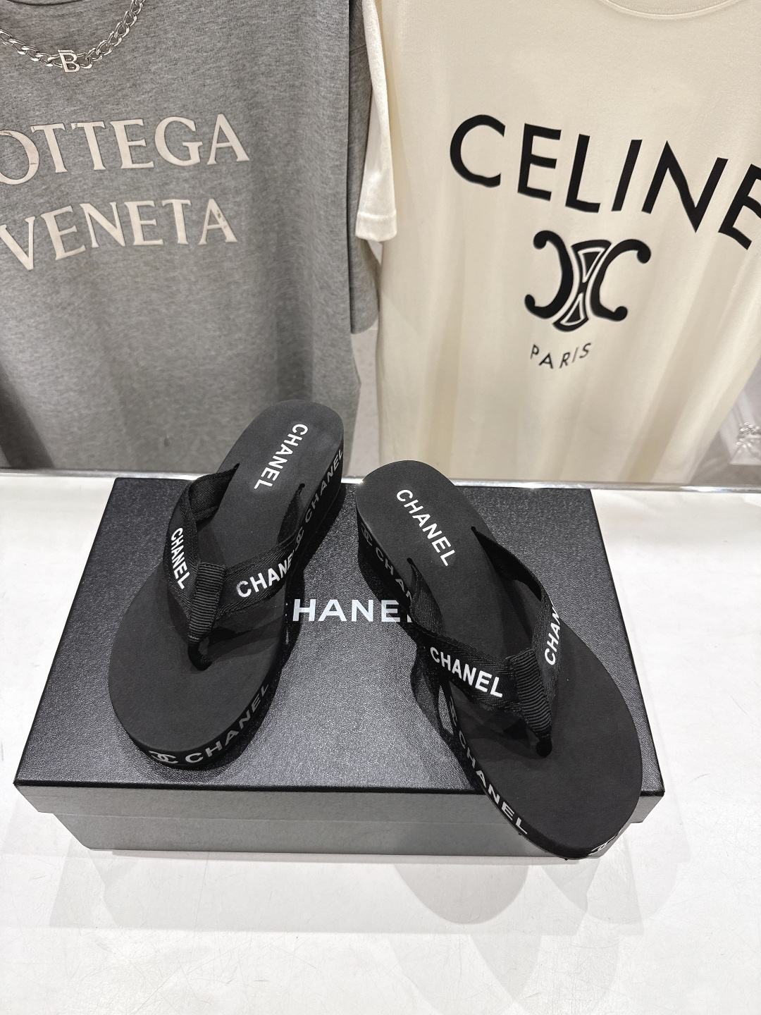 高版本出厂 Chanel*香奈儿F036 小香2026ss夏季新款人字拖夹脚沙滩拖鞋2026夏季爆款无法