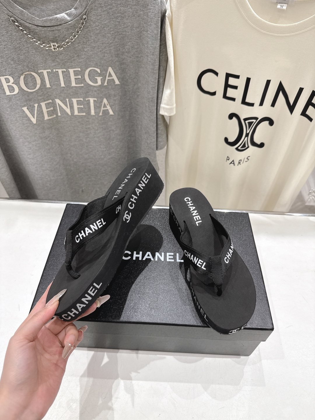 高版本出厂 Chanel*香奈儿F036 小香2026ss夏季新款人字拖夹脚沙滩拖鞋2026夏季爆款无法