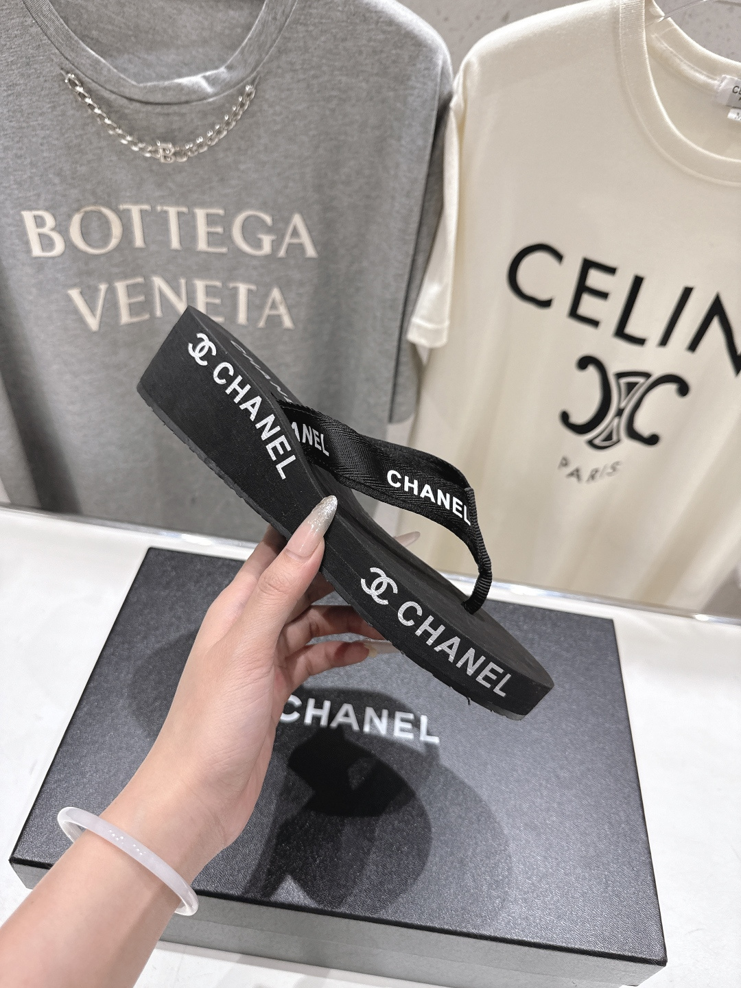 高版本出厂 Chanel*香奈儿F036 小香2026ss夏季新款人字拖夹脚沙滩拖鞋2026夏季爆款无法