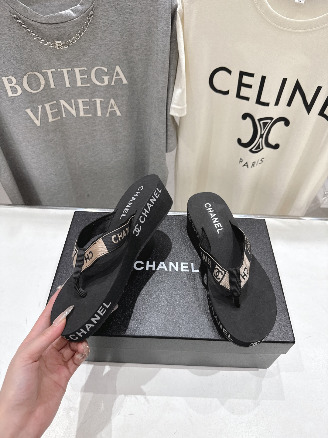 高版本出厂 Chanel*香奈儿F036 小香2026ss夏季新款人字拖夹脚沙滩拖鞋2026夏季爆款无法