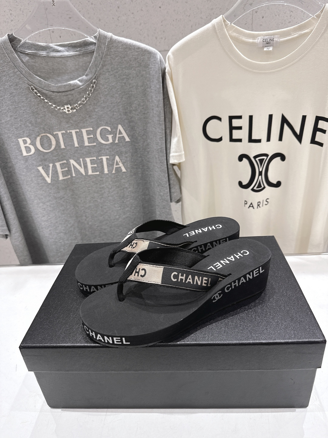 高版本出厂 Chanel*香奈儿F036 小香2026ss夏季新款人字拖夹脚沙滩拖鞋2026夏季爆款无法