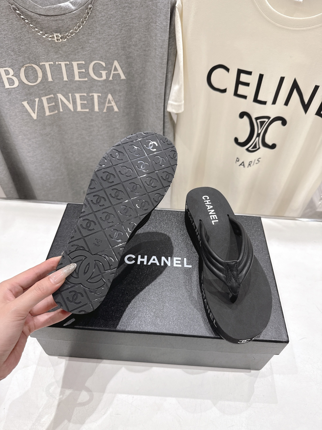 高版本出厂 皮面 Chanel*香奈儿F036 小香2026ss夏季新款人字拖夹脚沙滩拖鞋2026夏季爆