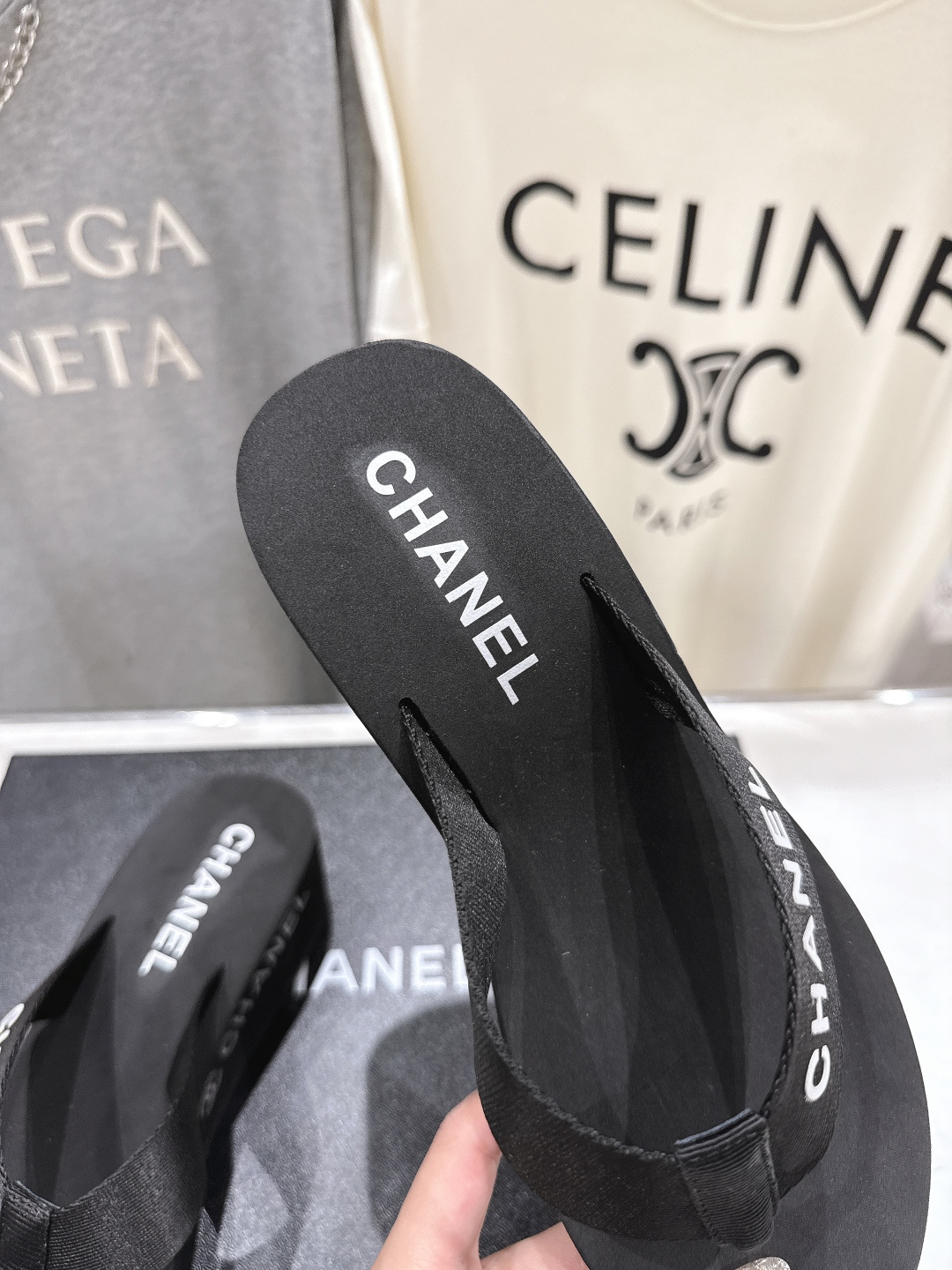 高版本出厂 Chanel*香奈儿F036 小香2026ss夏季新款人字拖夹脚沙滩拖鞋2026夏季爆款无法