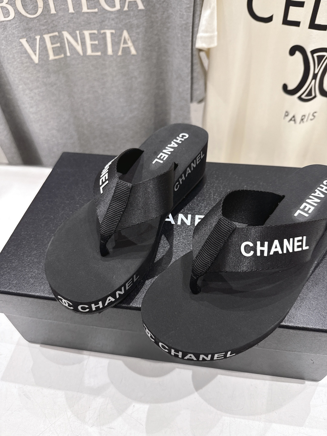 高版本出厂 Chanel*香奈儿F036 小香2026ss夏季新款人字拖夹脚沙滩拖鞋2026夏季爆款无法