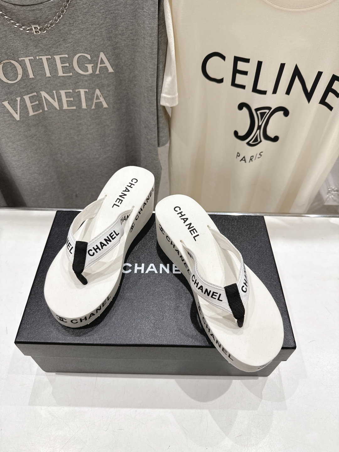 高版本出厂 Chanel*香奈儿F036 小香2026ss夏季新款人字拖夹脚沙滩拖鞋2026夏季爆款无法