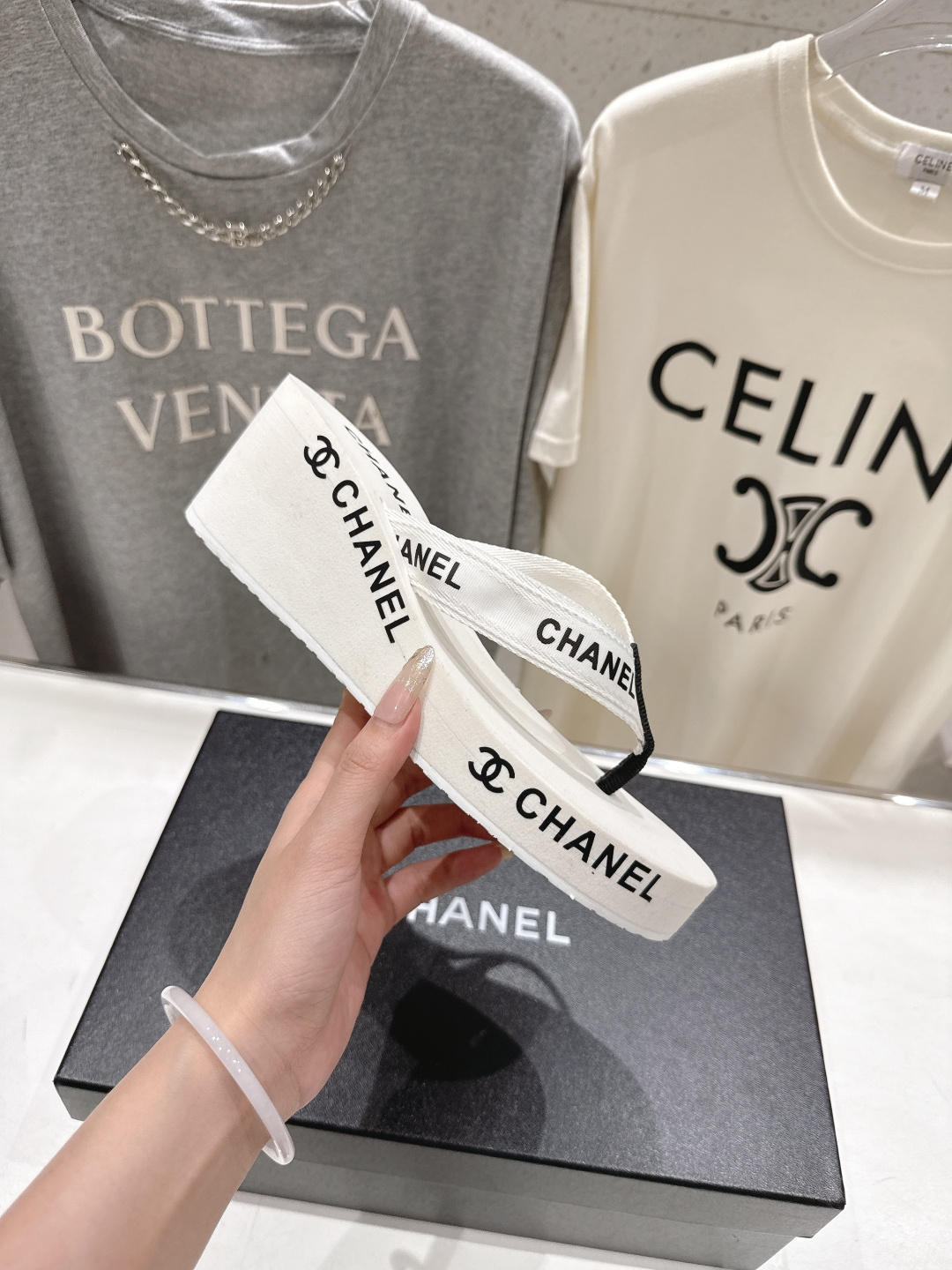 高版本出厂 Chanel*香奈儿F036 小香2026ss夏季新款人字拖夹脚沙滩拖鞋2026夏季爆款无法