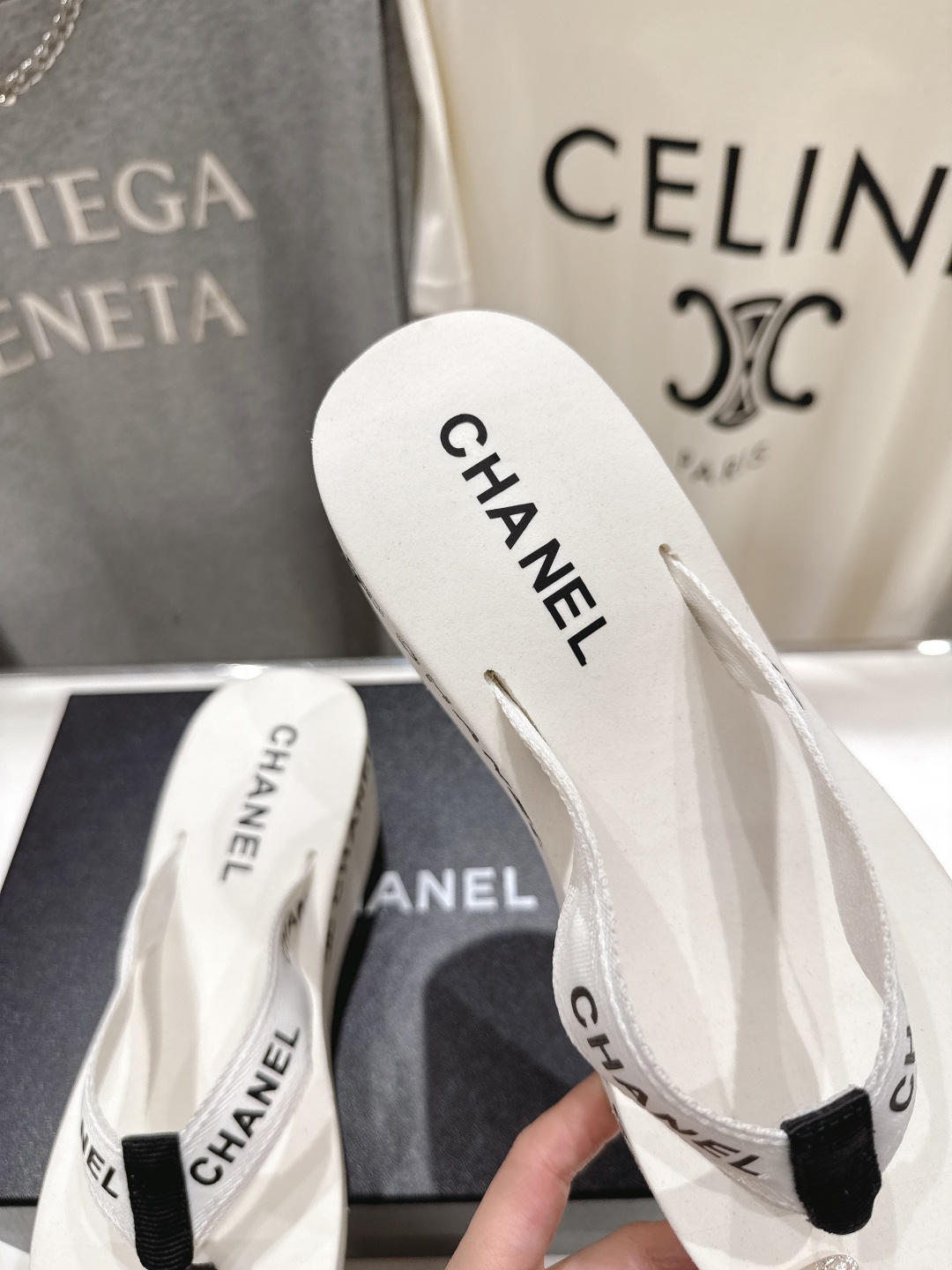 高版本出厂 Chanel*香奈儿F036 小香2026ss夏季新款人字拖夹脚沙滩拖鞋2026夏季爆款无法