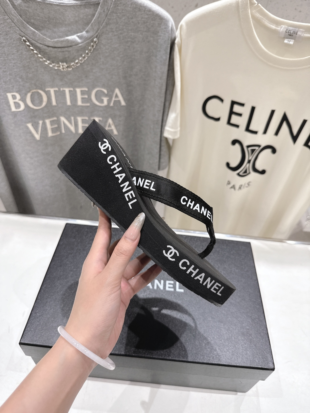 高版本出厂 Chanel*香奈儿F036 小香2026ss夏季新款人字拖夹脚沙滩拖鞋2026夏季爆款无法