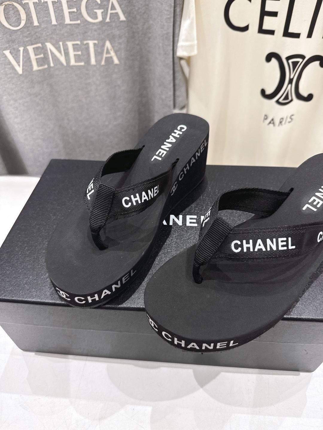 高版本出厂 Chanel*香奈儿F036 小香2026ss夏季新款人字拖夹脚沙滩拖鞋2026夏季爆款无法