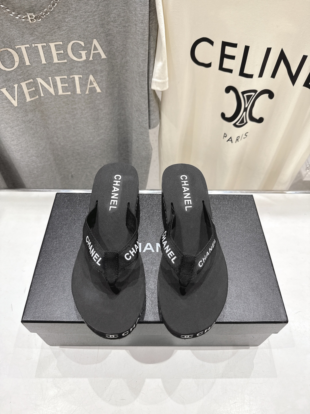 高版本出厂 Chanel*香奈儿F036 小香2026ss夏季新款人字拖夹脚沙滩拖鞋2026夏季爆款无法