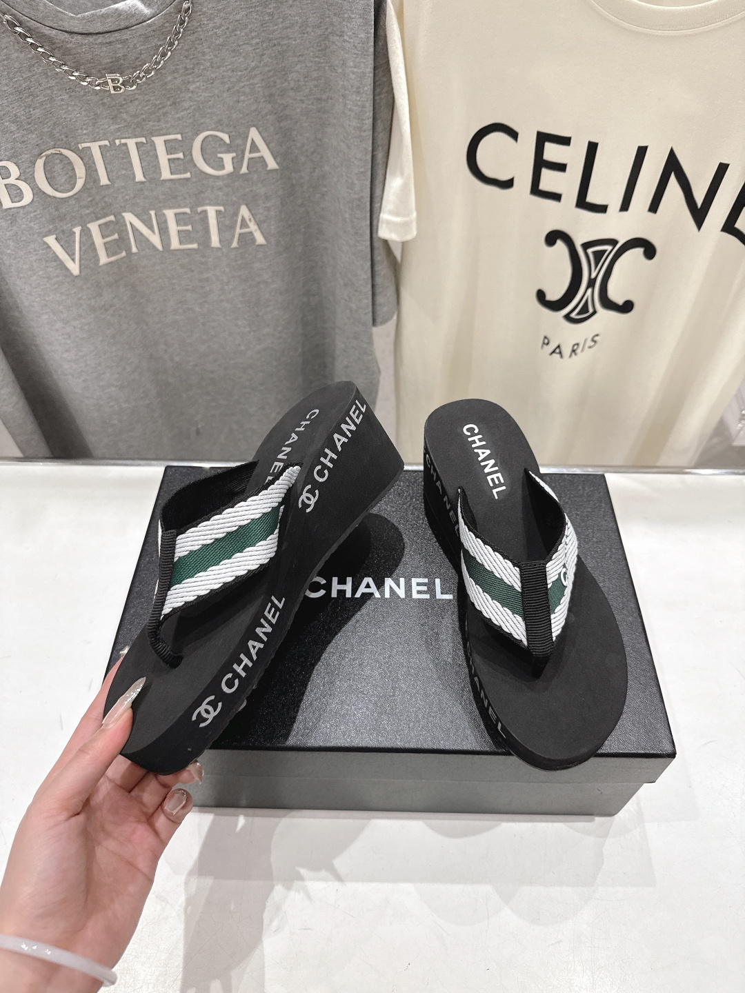 高版本出厂 Chanel*香奈儿F036 小香2026ss夏季新款人字拖夹脚沙滩拖鞋2026夏季爆款无法