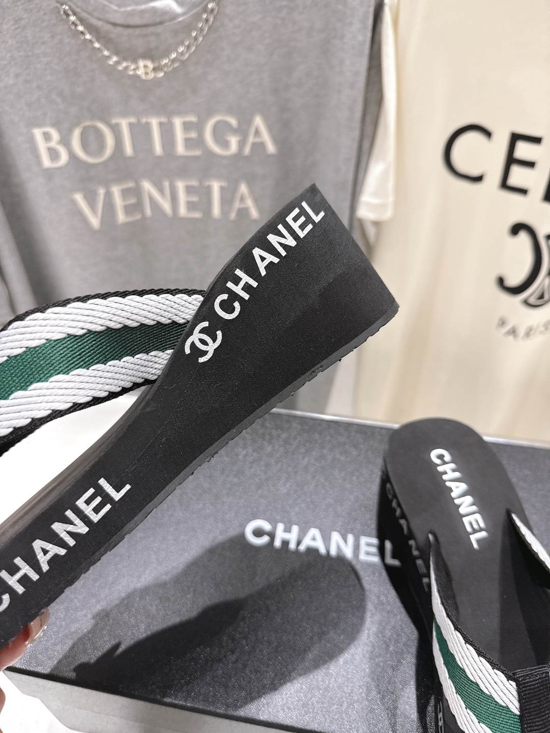 高版本出厂 Chanel*香奈儿F036 小香2026ss夏季新款人字拖夹脚沙滩拖鞋2026夏季爆款无法