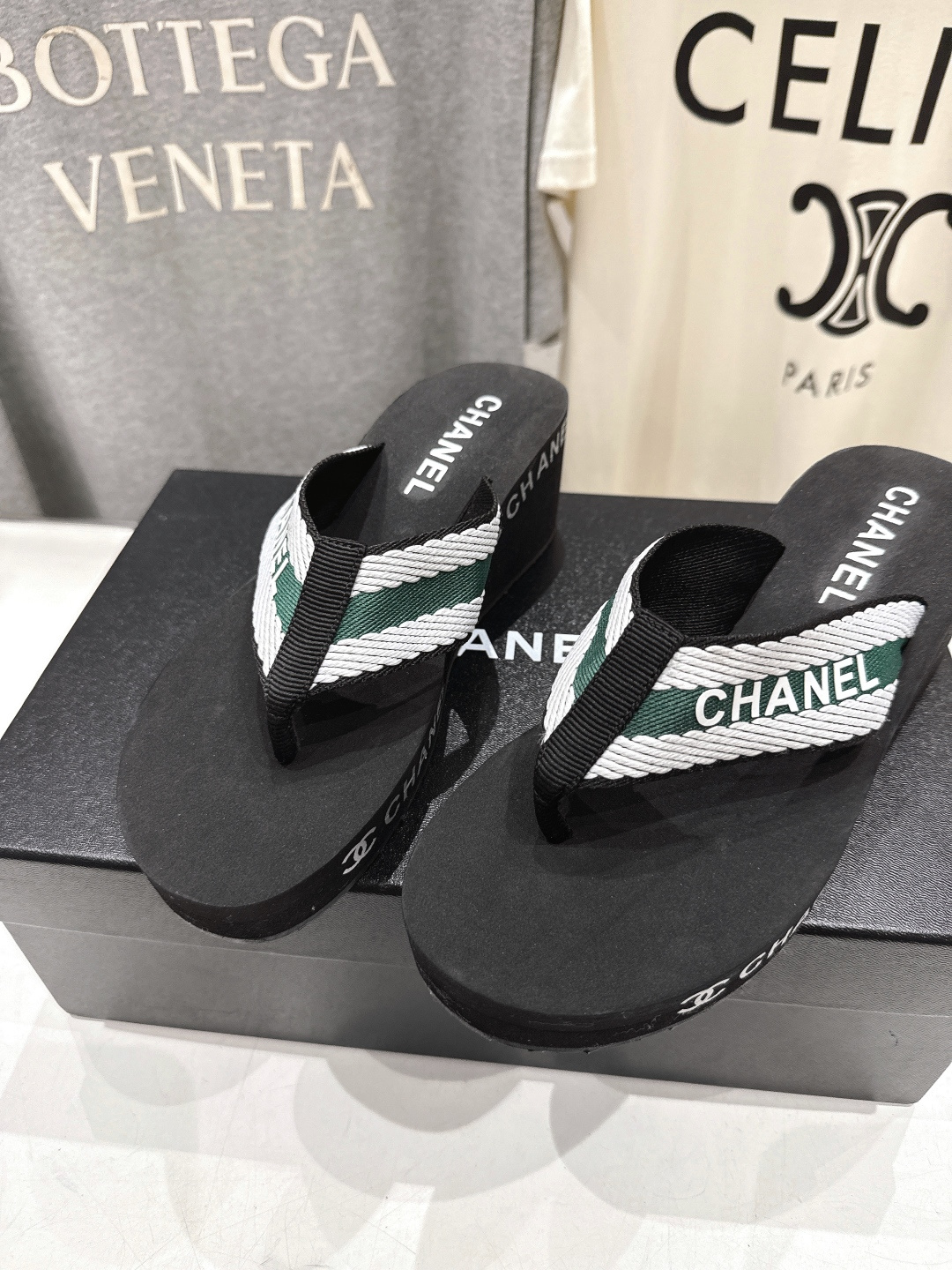 高版本出厂 Chanel*香奈儿F036 小香2026ss夏季新款人字拖夹脚沙滩拖鞋2026夏季爆款无法