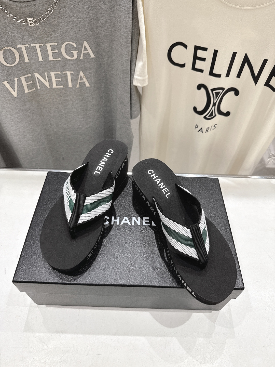 高版本出厂 Chanel*香奈儿F036 小香2026ss夏季新款人字拖夹脚沙滩拖鞋2026夏季爆款无法