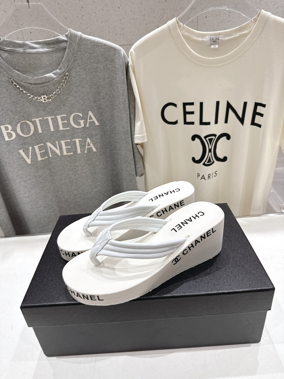 高版本出厂 皮面 Chanel*香奈儿F036 小香2026ss夏季新款人字拖夹脚沙滩拖鞋2026夏季爆