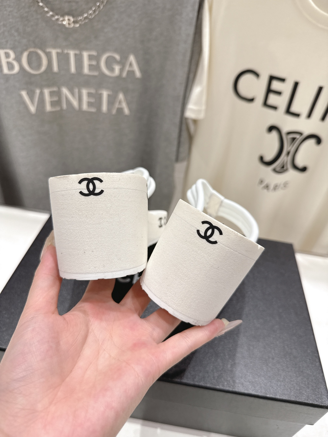 高版本出厂 皮面 Chanel*香奈儿F036 小香2026ss夏季新款人字拖夹脚沙滩拖鞋2026夏季爆