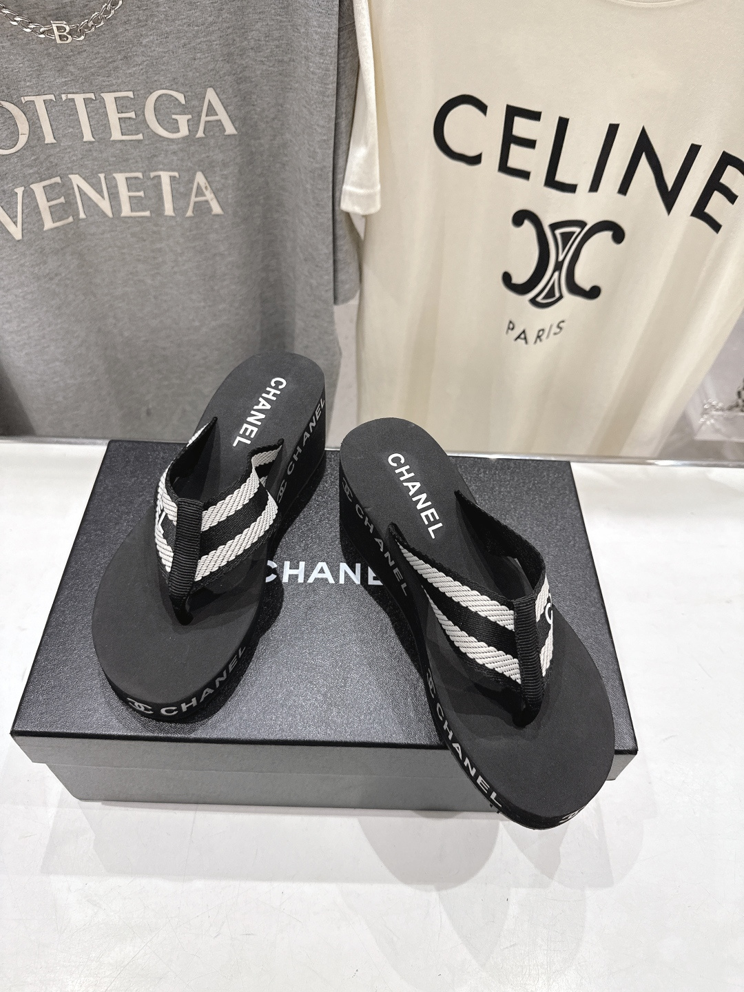 高版本出厂 Chanel*香奈儿F036 小香2026ss夏季新款人字拖夹脚沙滩拖鞋2026夏季爆款无法