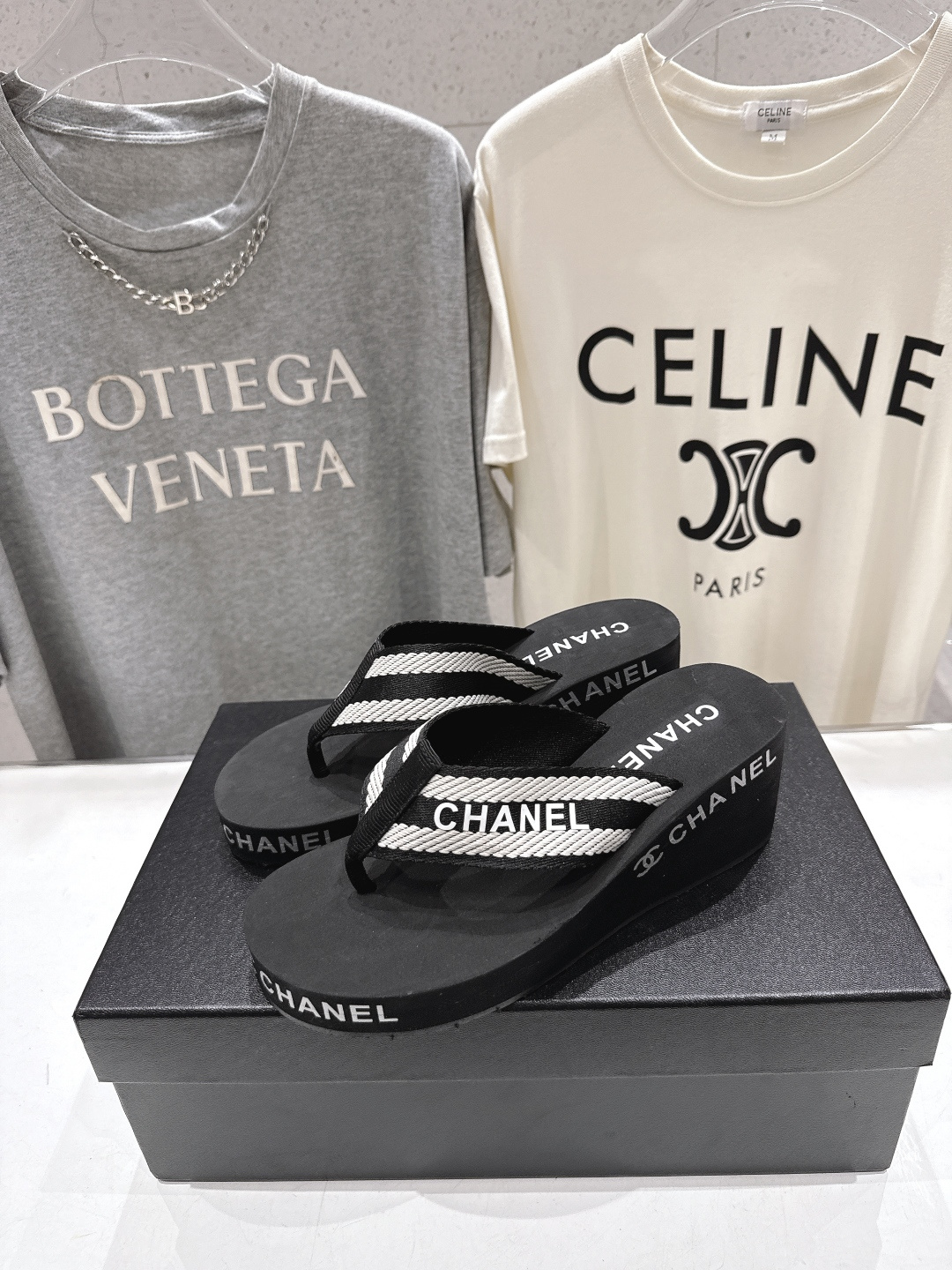 高版本出厂 Chanel*香奈儿F036 小香2026ss夏季新款人字拖夹脚沙滩拖鞋2026夏季爆款无法