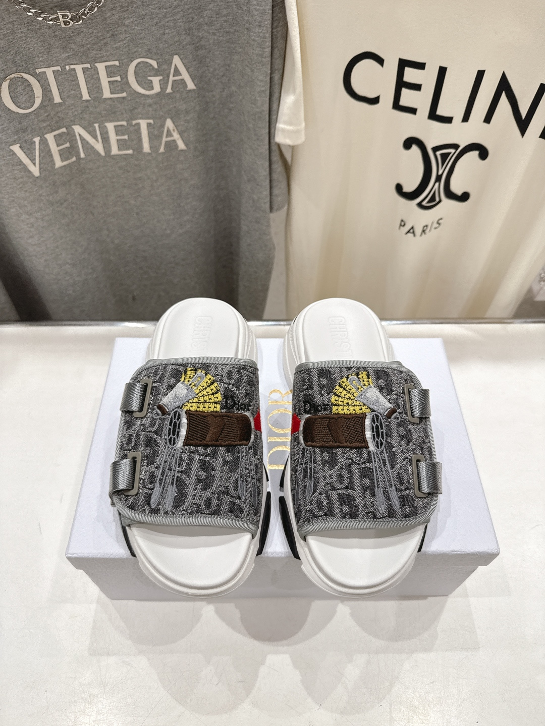 高版本出厂 【高品质】Dior*迪奥D家F019 2026ss夏季新款厚底魔术贴沙滩拖鞋～经典版型 搭配