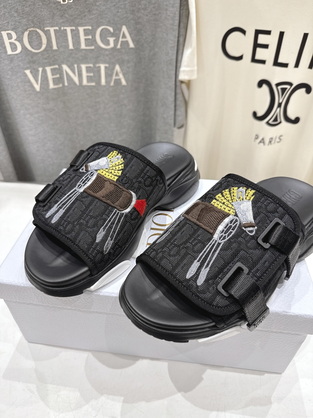 高版本出厂 【高品质】Dior*迪奥D家F019 2026ss夏季新款厚底魔术贴沙滩拖鞋～经典版型 搭配