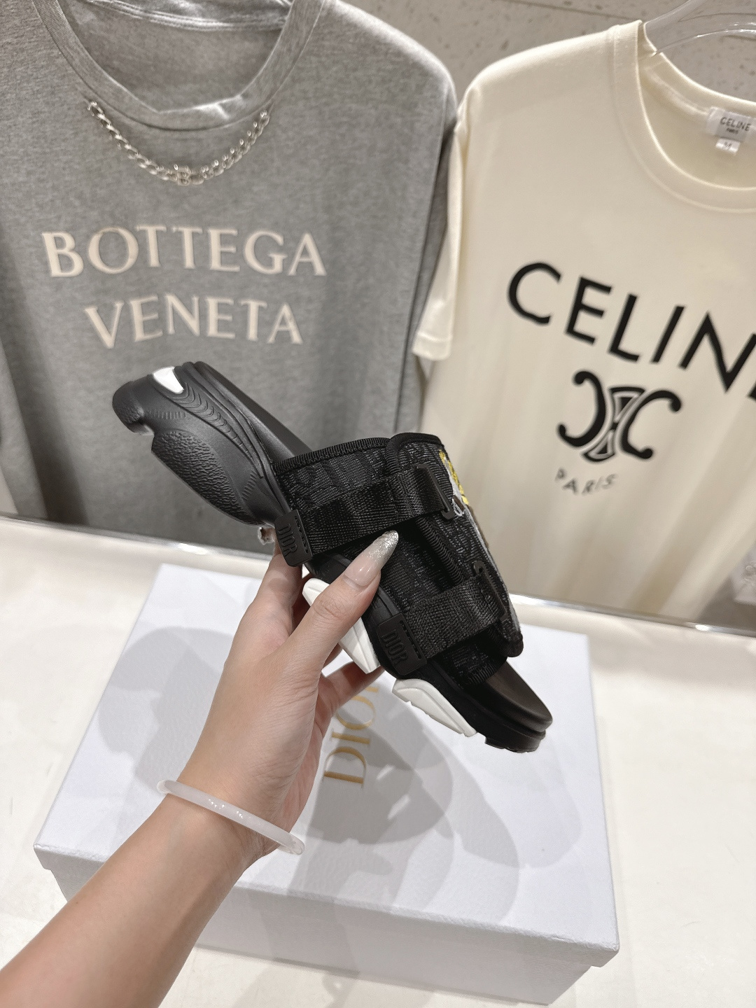 高版本出厂 【高品质】Dior*迪奥D家F019 2026ss夏季新款厚底魔术贴沙滩拖鞋～经典版型 搭配