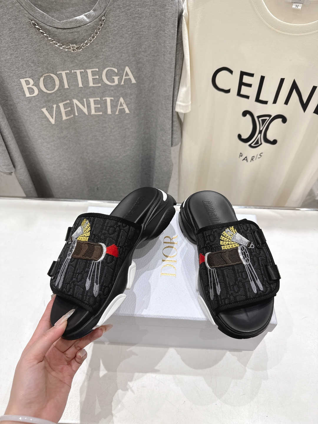 高版本出厂 【高品质】Dior*迪奥D家F019 2026ss夏季新款厚底魔术贴沙滩拖鞋～经典版型 搭配