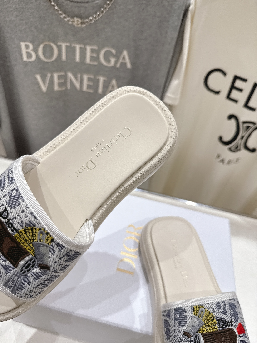 高版本出厂 【高品质】Dior*迪奥D家F019 2026ss夏季新款厚底沙滩拖鞋～经典版型 搭配贴合脚