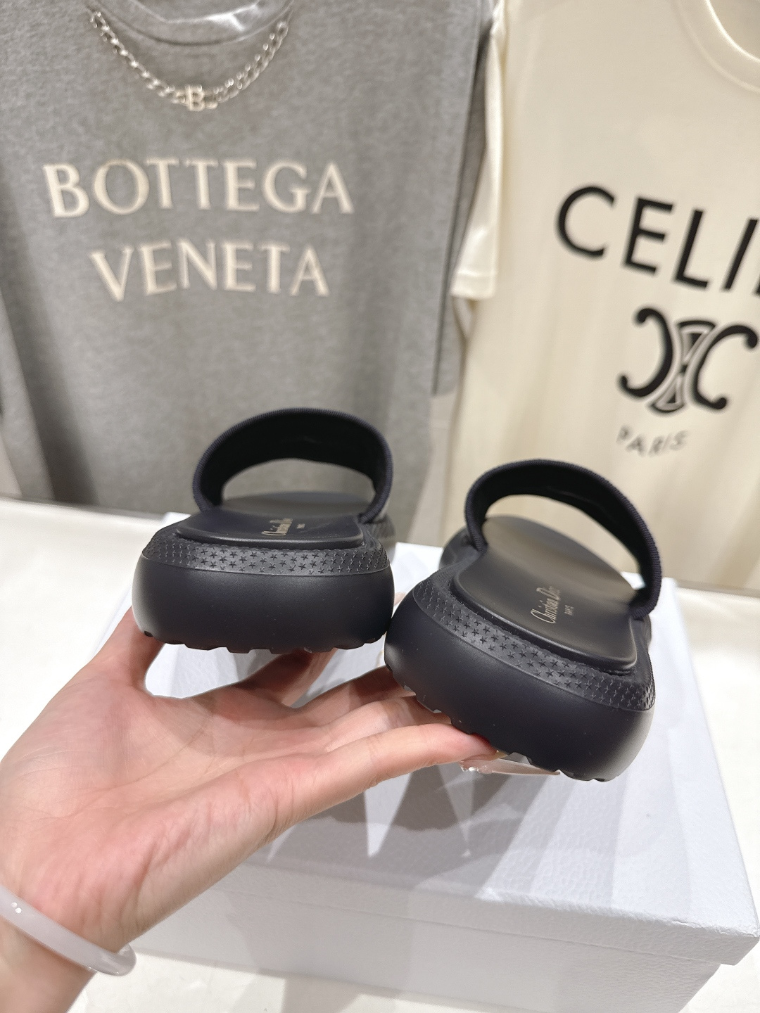 高版本出厂 【高品质】Dior*迪奥D家F019 2026ss夏季新款厚底沙滩拖鞋～经典版型 搭配贴合脚