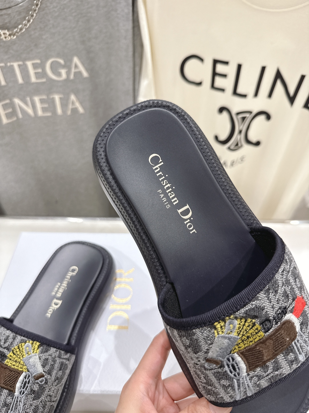 高版本出厂 【高品质】Dior*迪奥D家F019 2026ss夏季新款厚底沙滩拖鞋～经典版型 搭配贴合脚