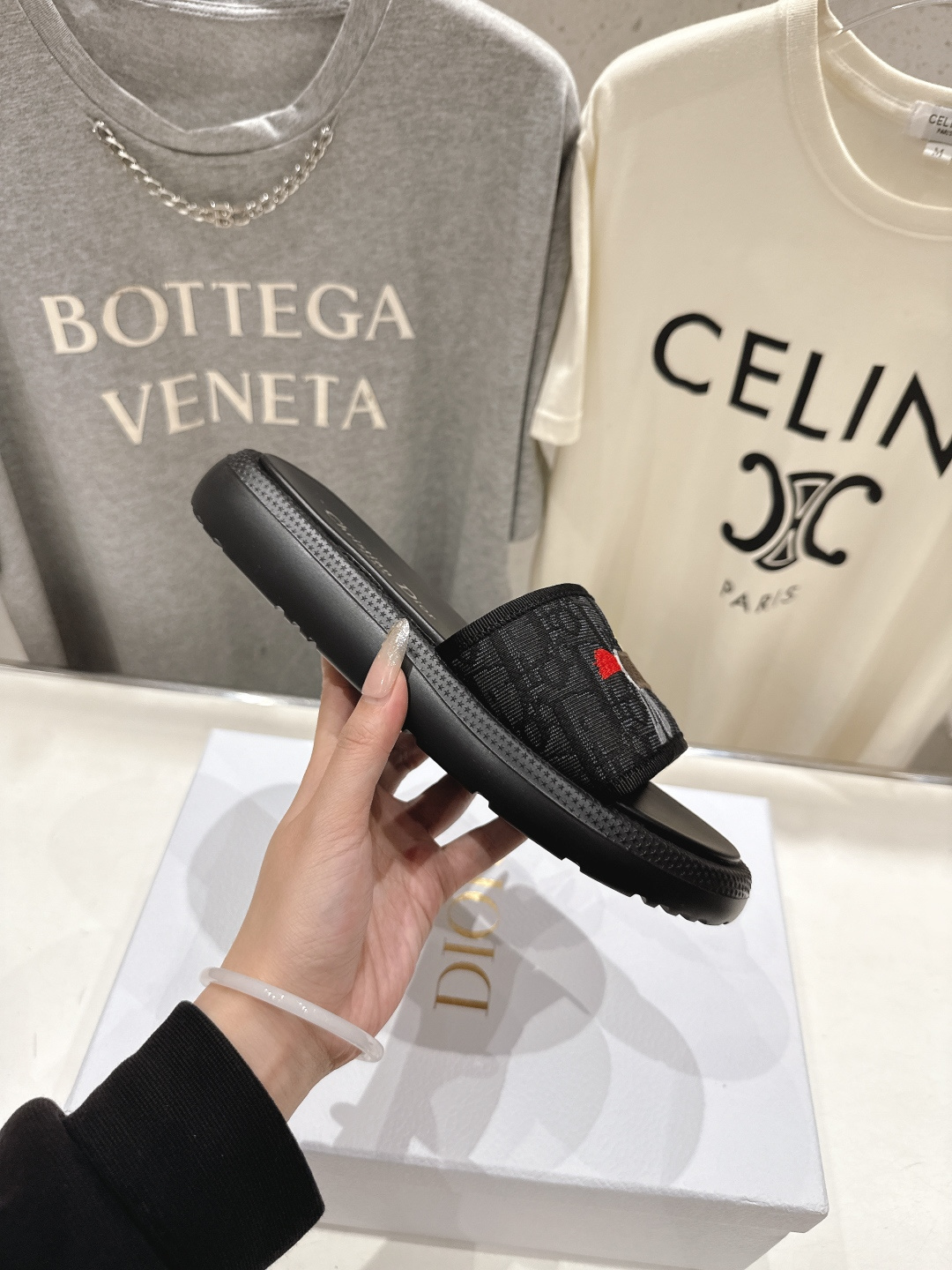 高版本出厂 【高品质】Dior*迪奥D家F019 2026ss夏季新款厚底沙滩拖鞋～经典版型 搭配贴合脚