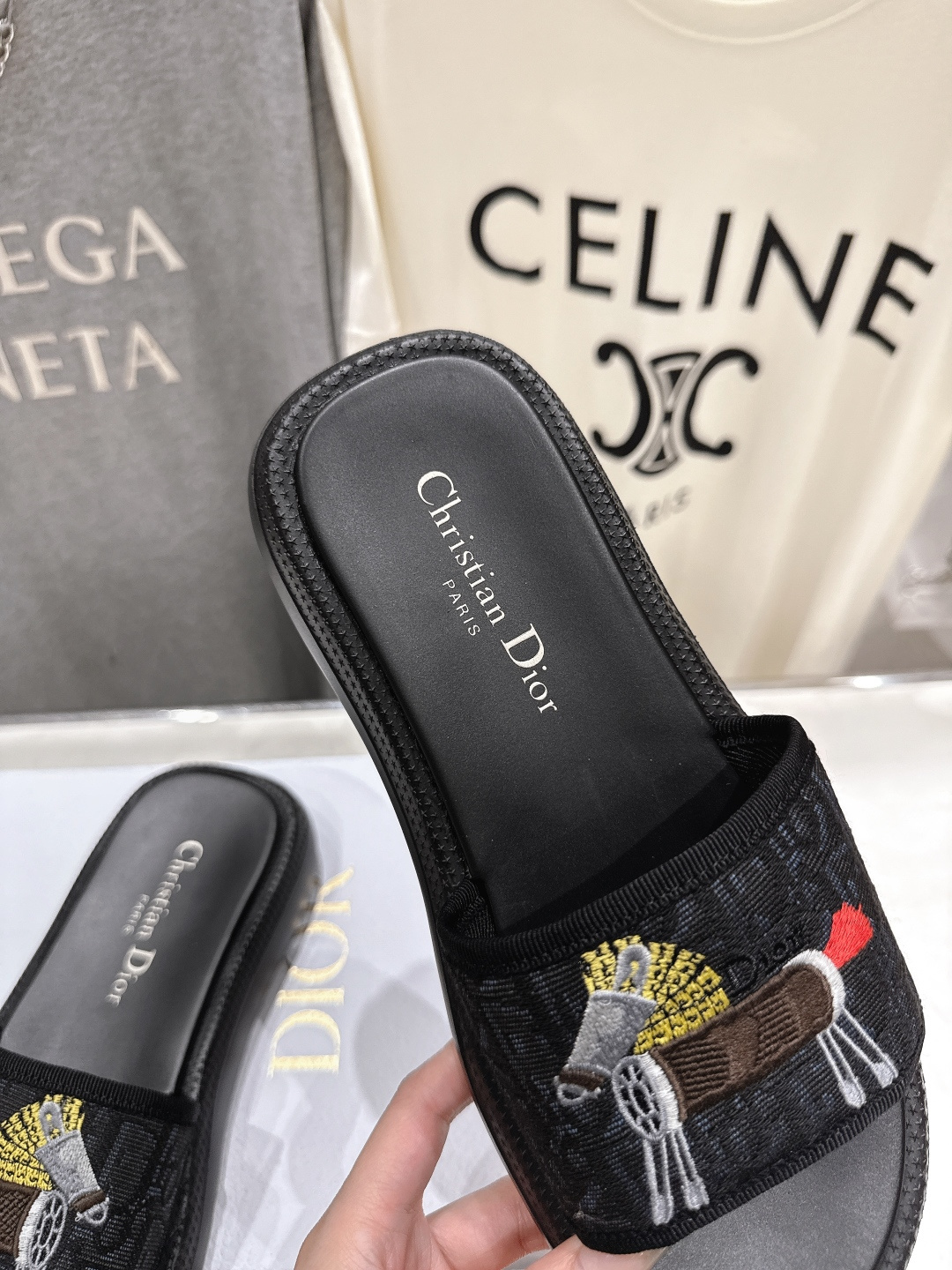 高版本出厂 【高品质】Dior*迪奥D家F019 2026ss夏季新款厚底沙滩拖鞋～经典版型 搭配贴合脚