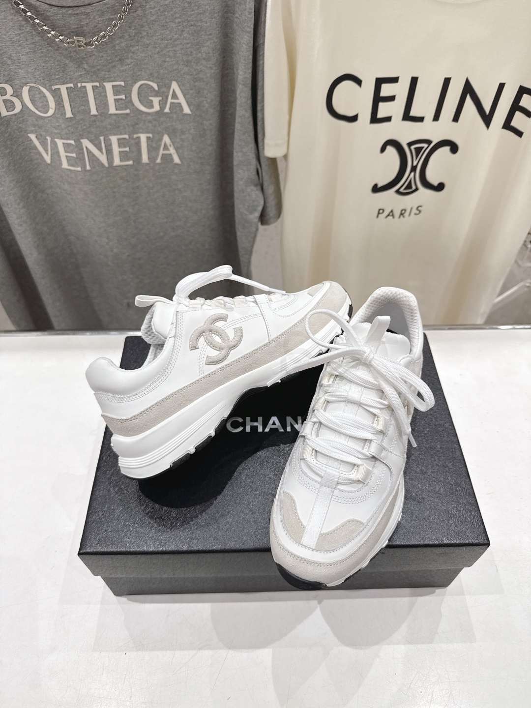 高版本出厂 Chanel香奈儿F015 小香 2026ss走秀新款系带熊猫鞋休闲鞋小白鞋运动鞋 饼干鞋顶