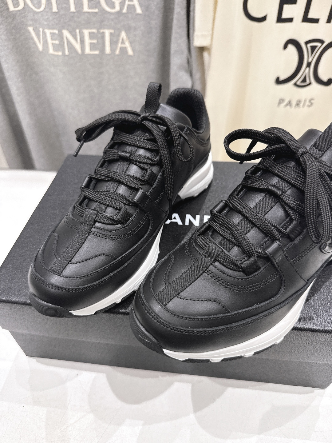 高版本出厂 Chanel香奈儿F015 小香 2026ss走秀新款系带熊猫鞋休闲鞋小白鞋运动鞋 饼干鞋顶