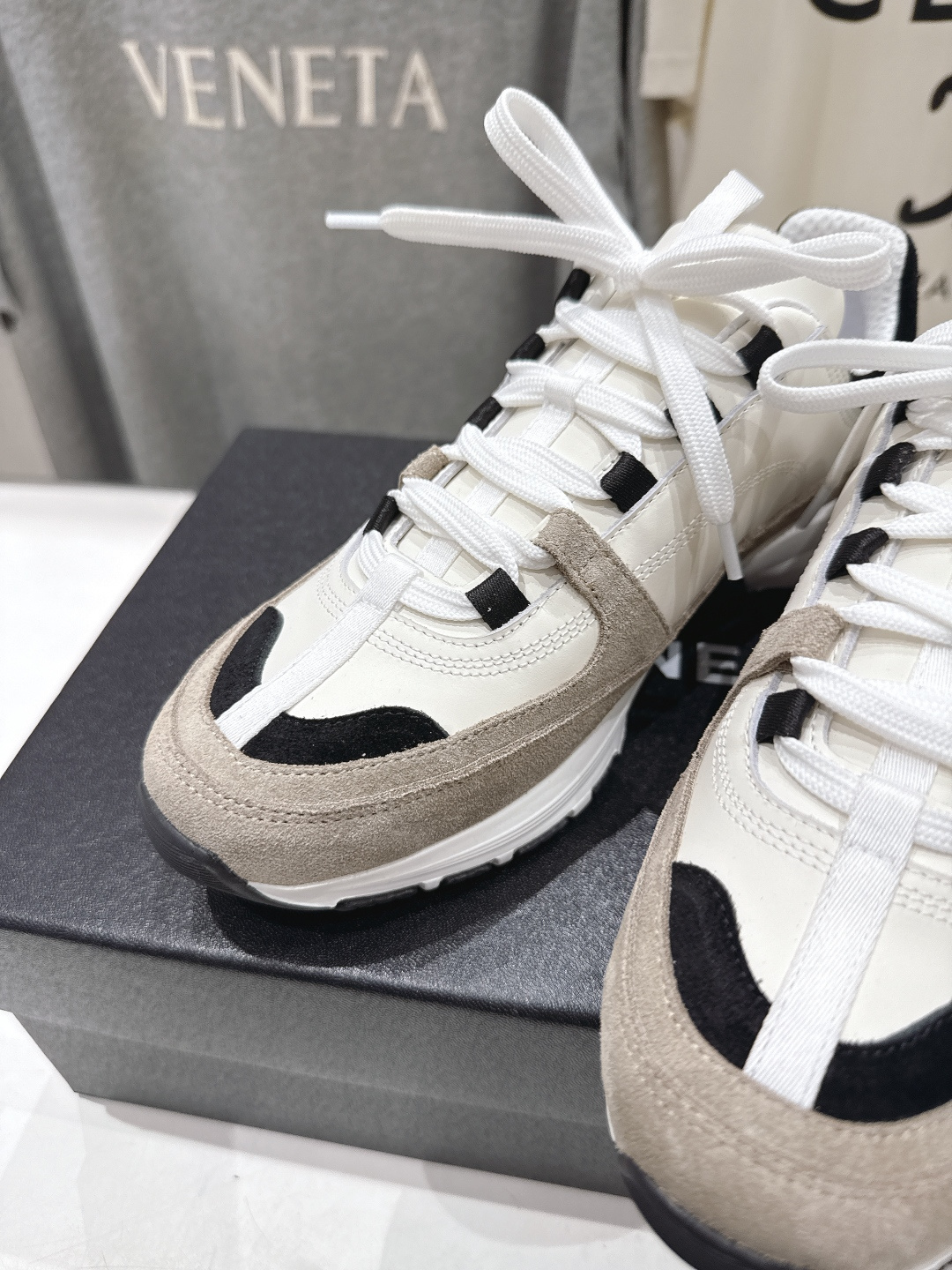 高版本出厂 Chanel香奈儿F015 小香 2026ss走秀新款系带熊猫鞋休闲鞋小白鞋运动鞋 饼干鞋顶