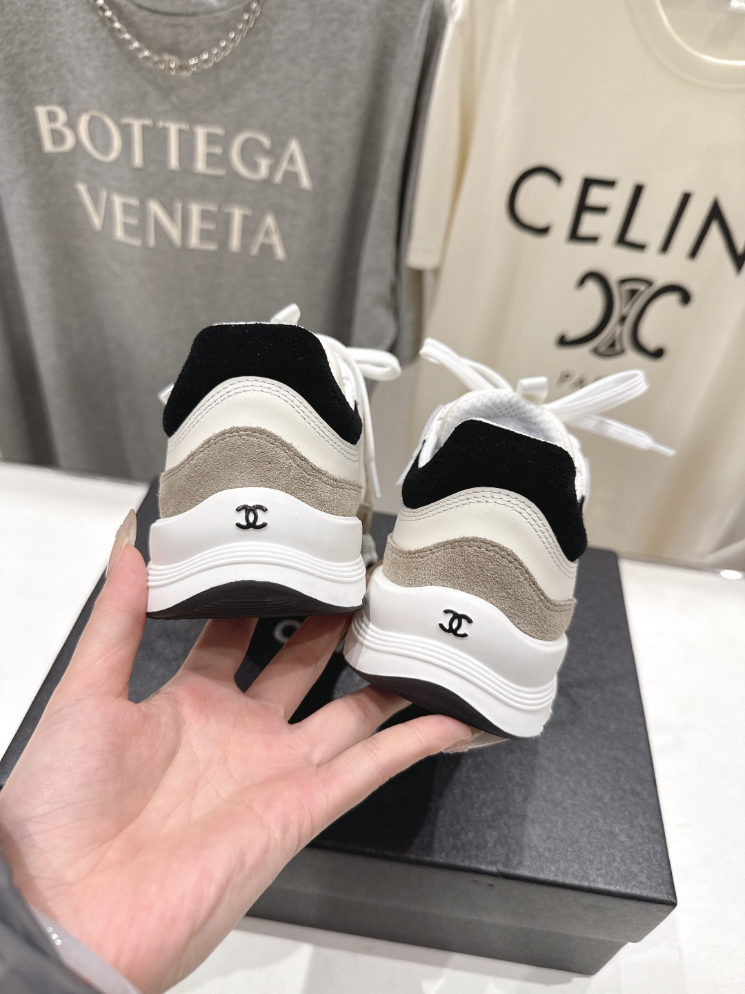 高版本出厂 Chanel香奈儿F015 小香 2026ss走秀新款系带熊猫鞋休闲鞋小白鞋运动鞋 饼干鞋顶