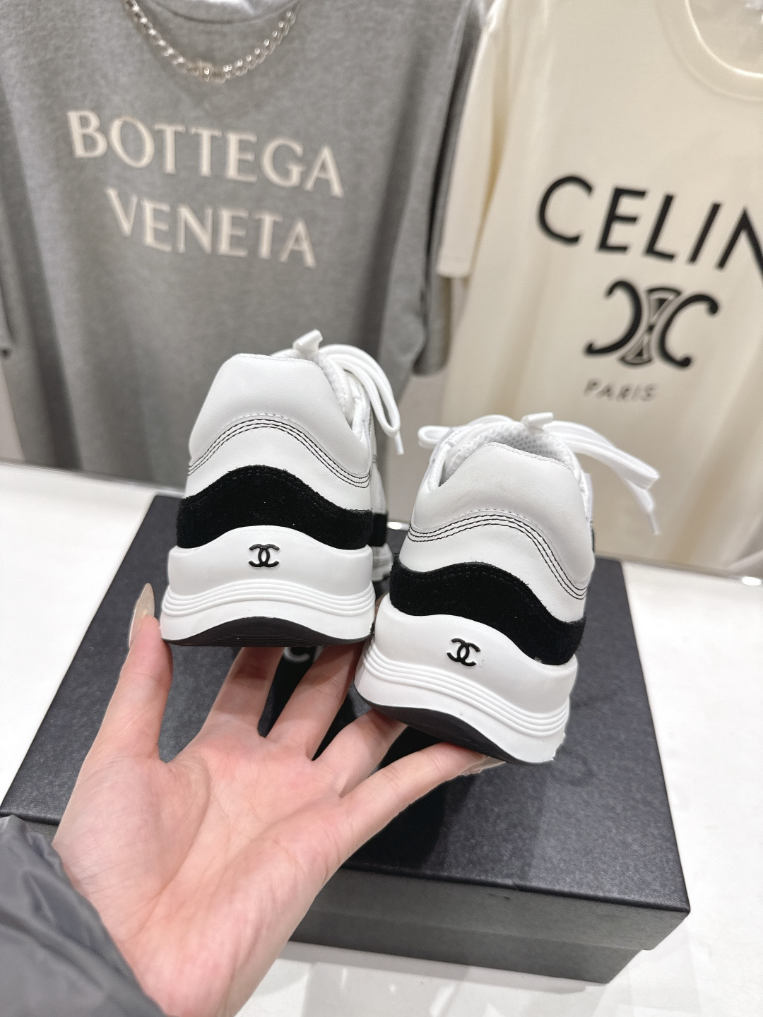 高版本出厂 Chanel香奈儿F015 小香 2026ss走秀新款系带熊猫鞋休闲鞋小白鞋运动鞋 饼干鞋顶