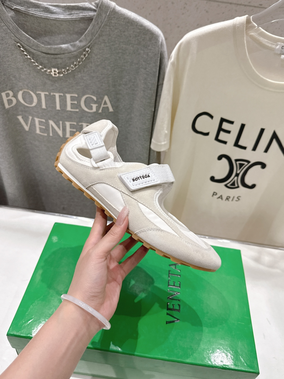 高版本出厂 Bottega Veneta/BV F065 2026ss新款玛丽珍 BV Orbit Fl