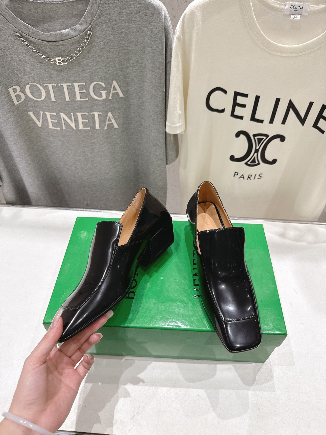 高版本出厂 Bottega Veneta/BV F065 2026ss新款中跟小方头玛丽珍高跟鞋小皮鞋高