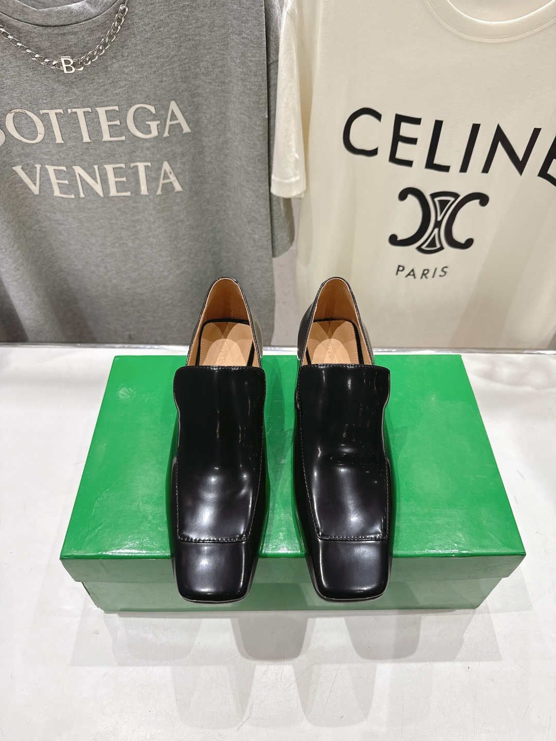 高版本出厂 Bottega Veneta/BV F065 2026ss新款中跟小方头玛丽珍高跟鞋小皮鞋高